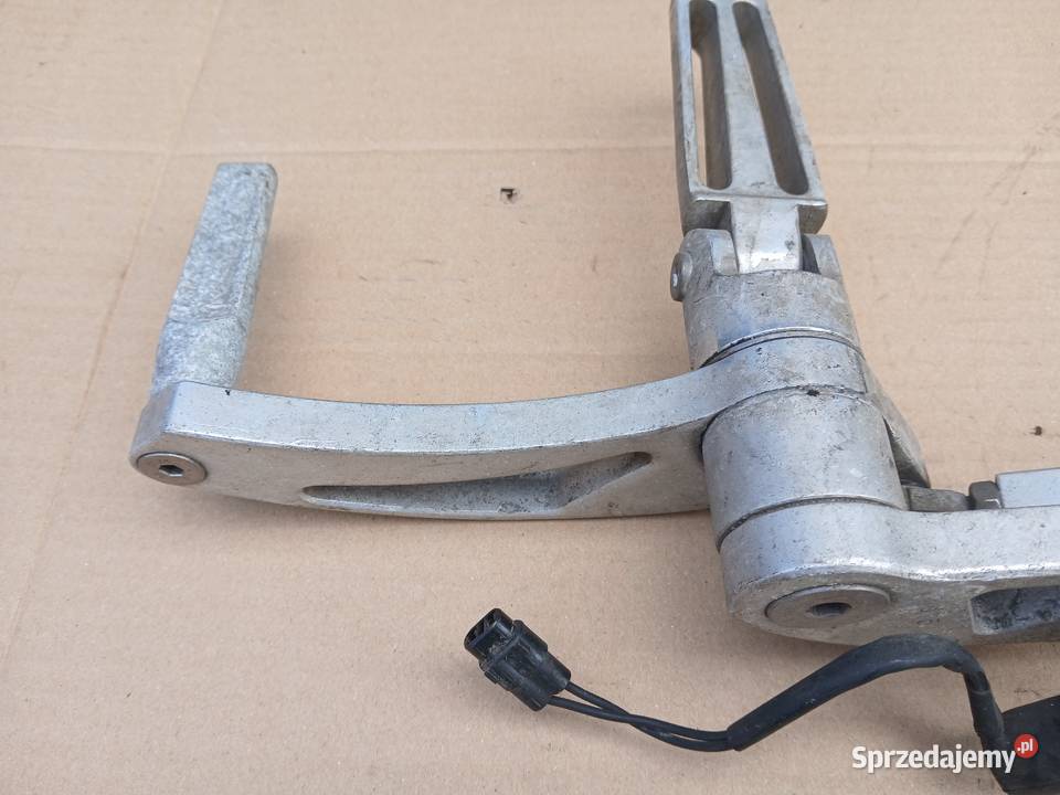 Set podnóżek Yamaha Drag star 1100
