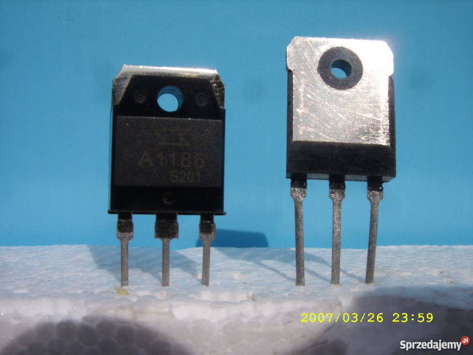 Tranzystory 2SBxxx w 4 zl nieyzywane Wołów