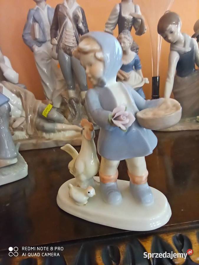 Figurka dziewczynki z krówką Gdańsk