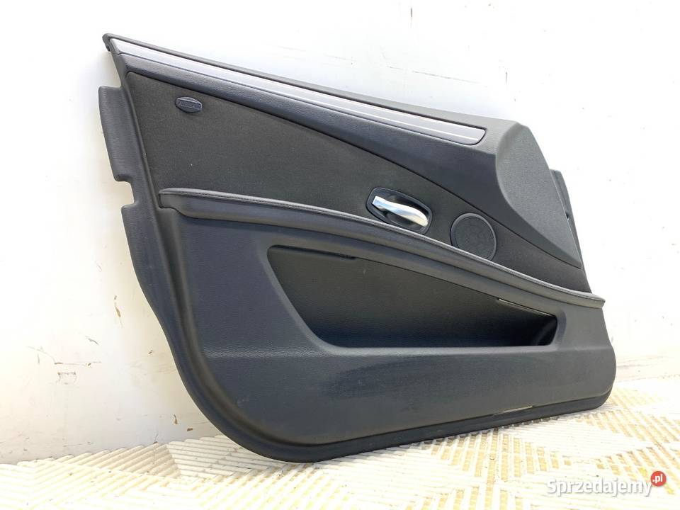 BOCZEK DRZWI LEWY PRZÓD BMW E61 Kombi 0410