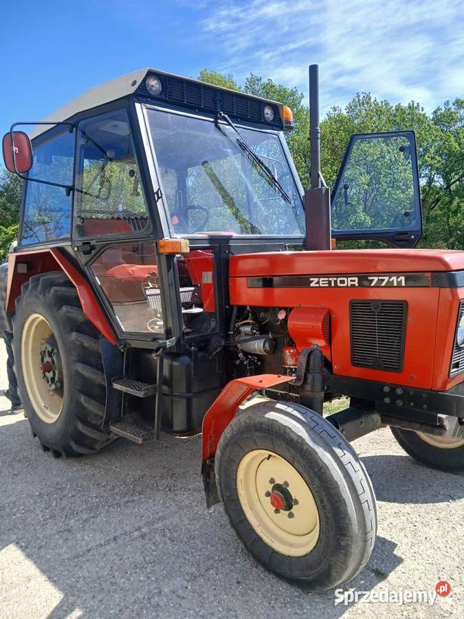 Sprzedam zetor 7711 Napęd 2x4 Surochów sprzedam