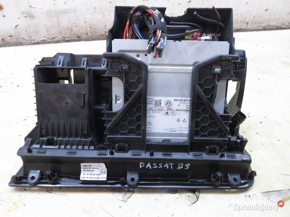 CZYTNIK NAWIGACJI PASSAT B8 3Q0035874B osobowe lubelskie