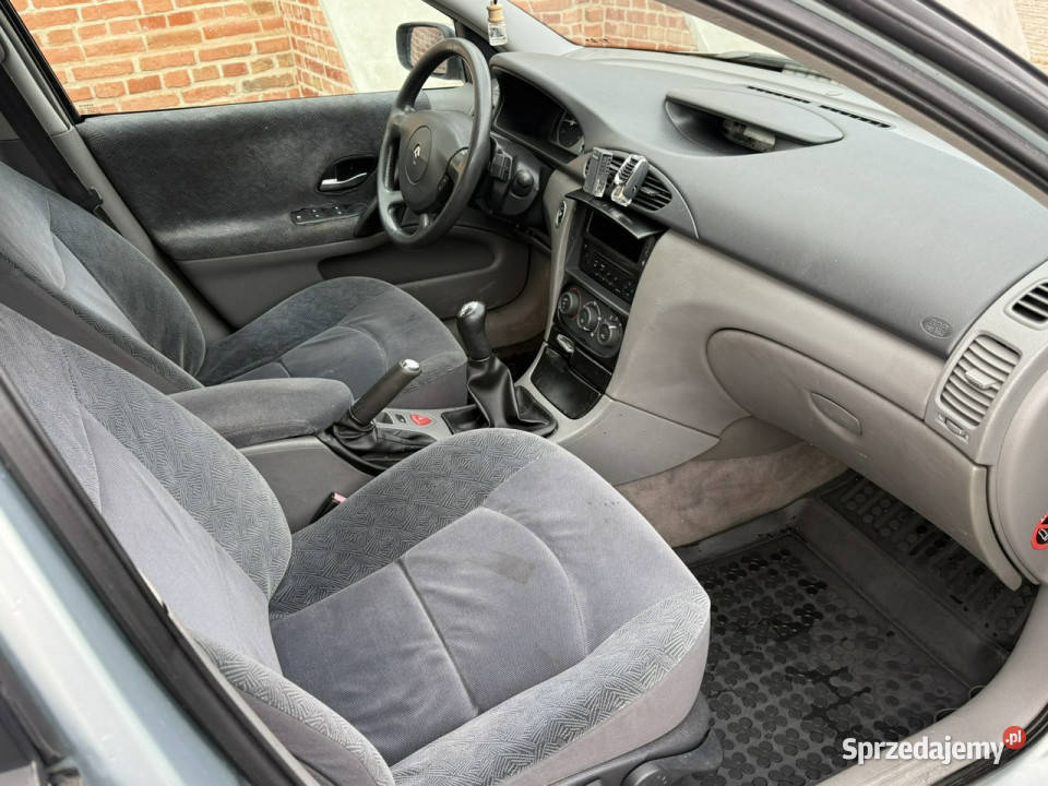 Renault Laguna 16i 107 LPG Ważne opłaty OKAZJA manualna mazowieckie Zwoleń sprzedam