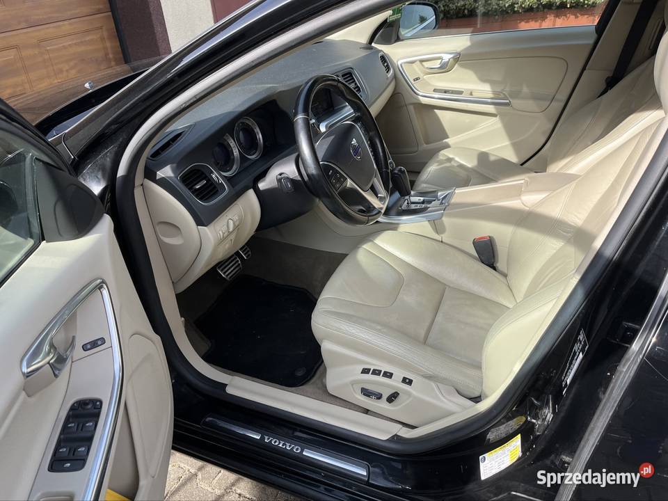 Volvo S60 25T 254 2011r Dęblin