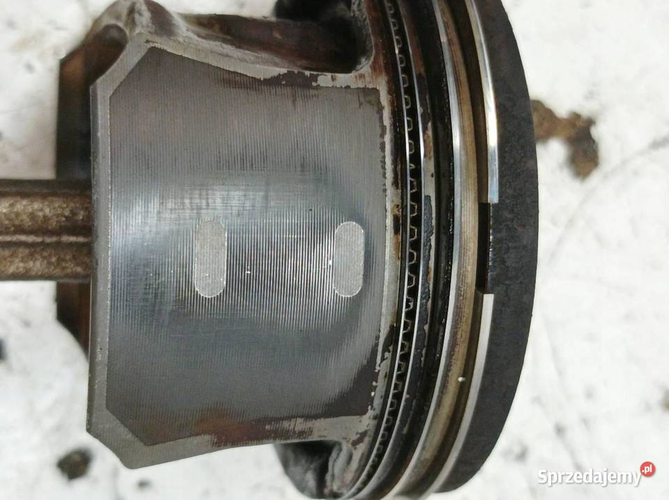 TŁOK KORBOWÓD 73L41 12 16V Opel Corsa V 2014 E