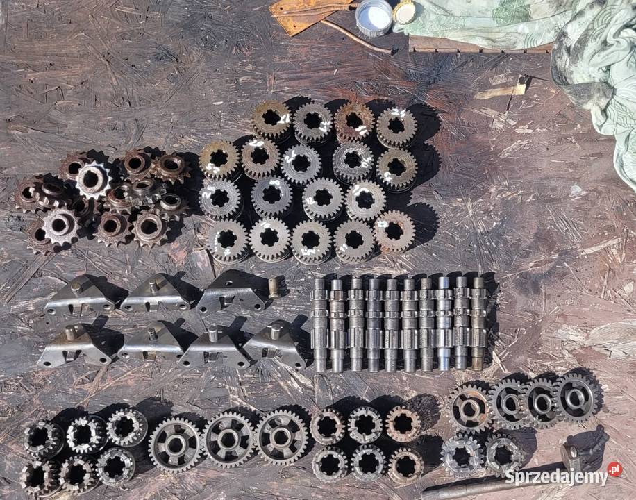 Części silnikowe wsk 125175 wfm wielkopolskie Wierzeja