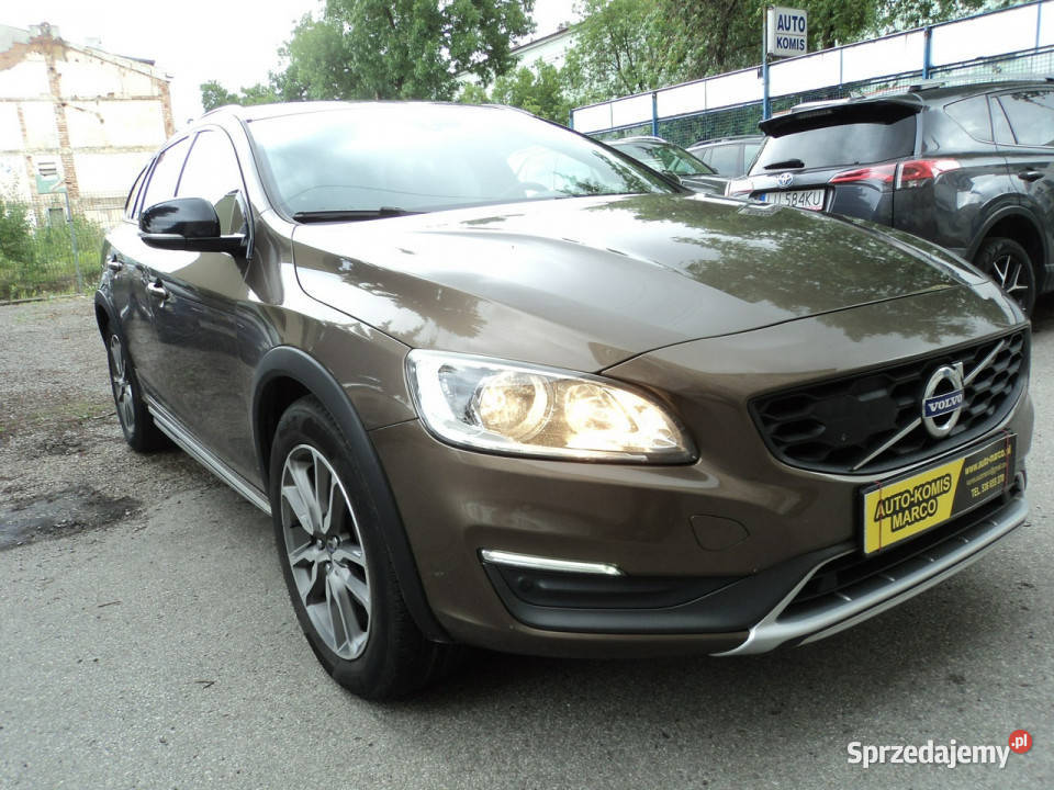 Volvo V60 Cross Country sprzedam ładne VOLVO V60 elektrochrom. lusterka boczne Lublin
