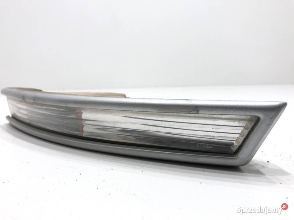 KIERUNKOWSKAZ LEWY PRZÓD VW PASSAT B6 0511 osobowe podkarpackie