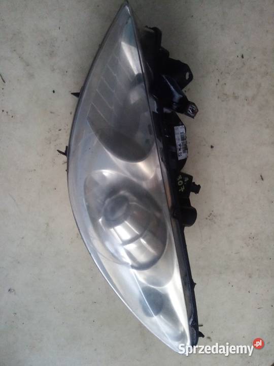 Lampa przednia lewa Peugeot 307 lift Łódź