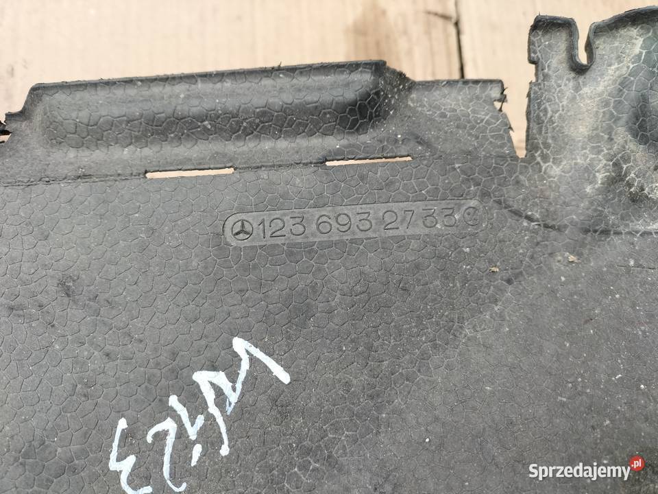 MERCEDES 123 W123 OSŁONA TAPICERKA WYKŁADZINA Kamień-Kolonia