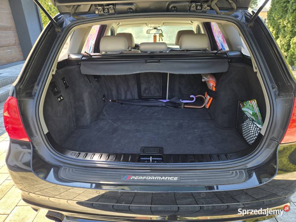 BMW e91 lift 318d Parzęczew sprzedam