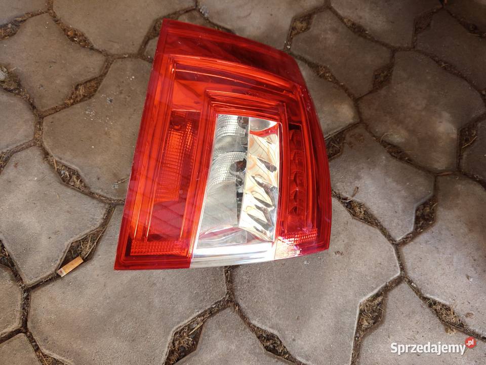 Lampa tylna lewa skoda octavia 3 orginal osobowe podkarpackie Rzeszów sprzedam