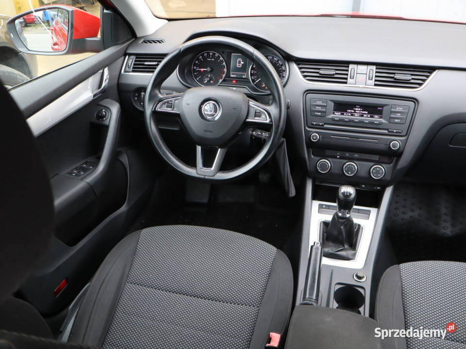 Skoda Octavia 16 TDI gniazdo USB Katowice