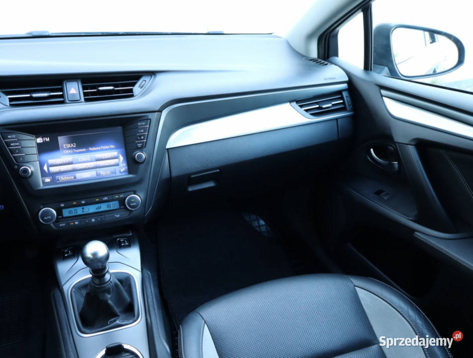 Toyota Avensis 18 Valvematic światła do jazdy dziennej Piaseczno