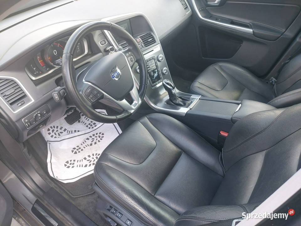 Volvo XC 60 xenon navi automat grzane fotele I komputer pokładowy Drelów