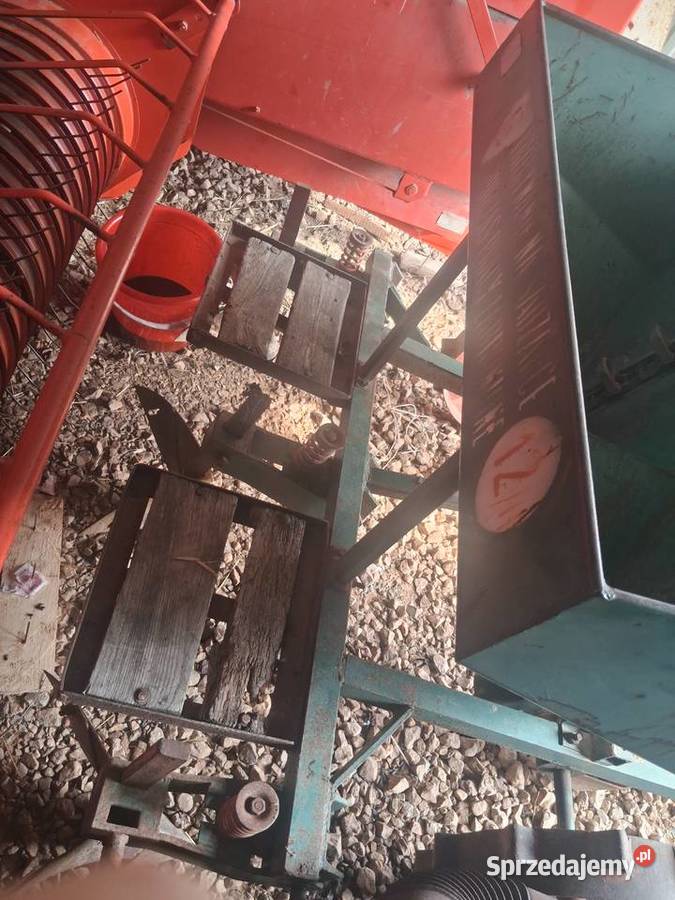 Sadzarka do ziemniaków nieuszkodzony Siewniki i sadzarki małopolskie Miechów