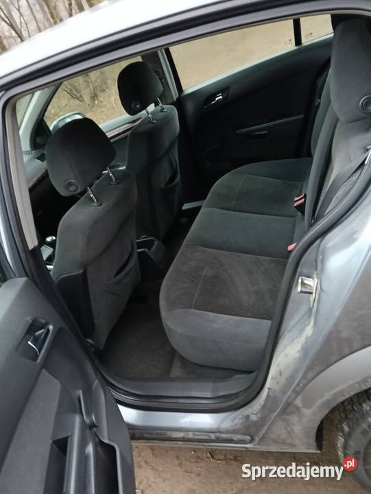 Sprzedam radio Nowe Załucze