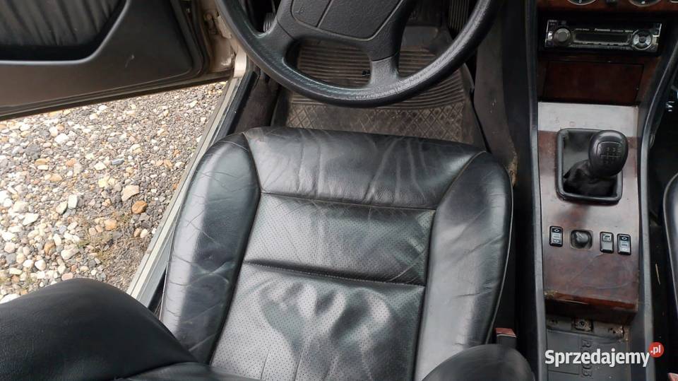 Tapicerka czarne skóry Mercedes W124 kompletne śląskie Preczów sprzedam