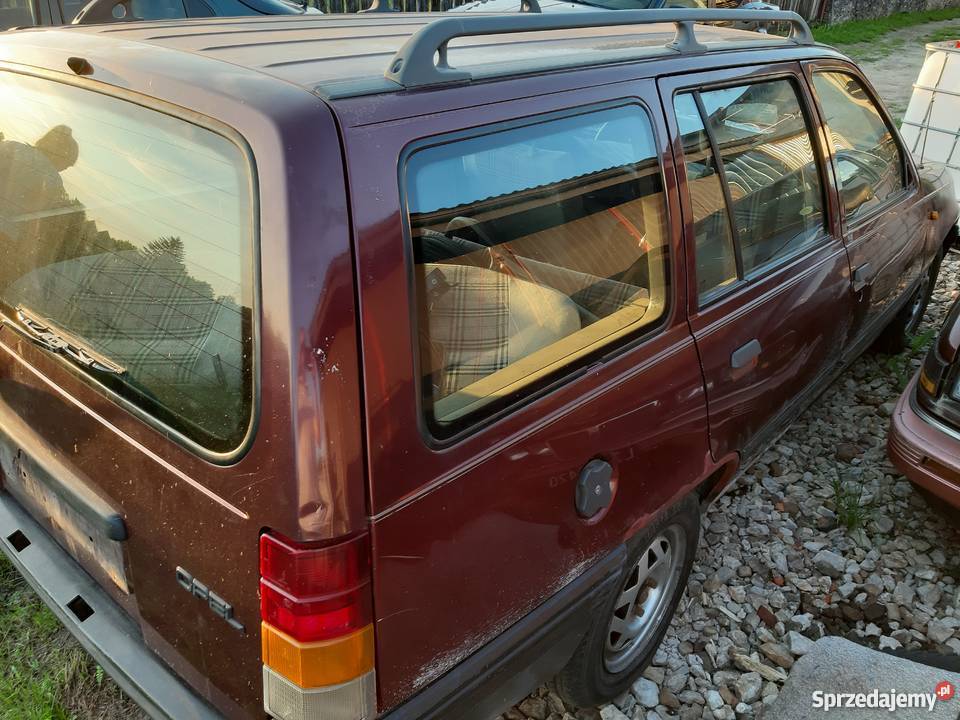 Opel kadett drzwi fotele i inne Skarżysko-Kamienna