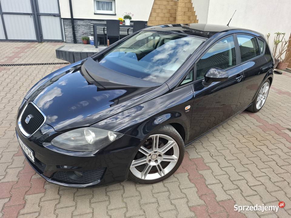 Seat Leon14125Serwis ASOZadbany Pawłów sprzedam