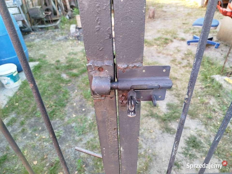 Brama wjazdowa skrzydłowa metal Tłuszcz