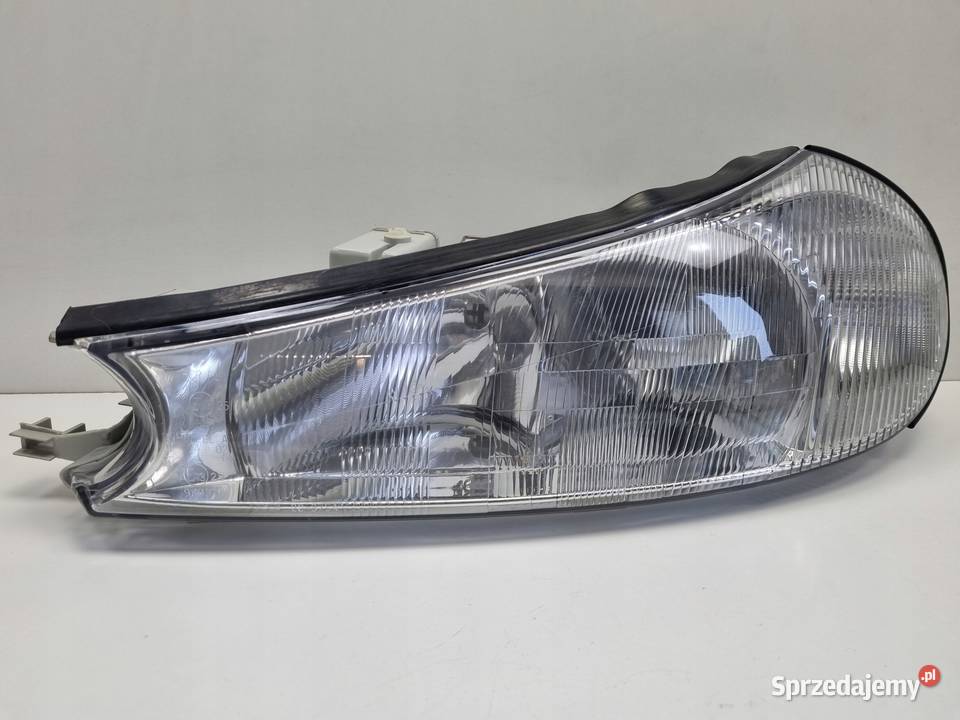 Ford Mondeo II MK2 9600r PRZEDNIA LAMPA LEWA osobowe Janów