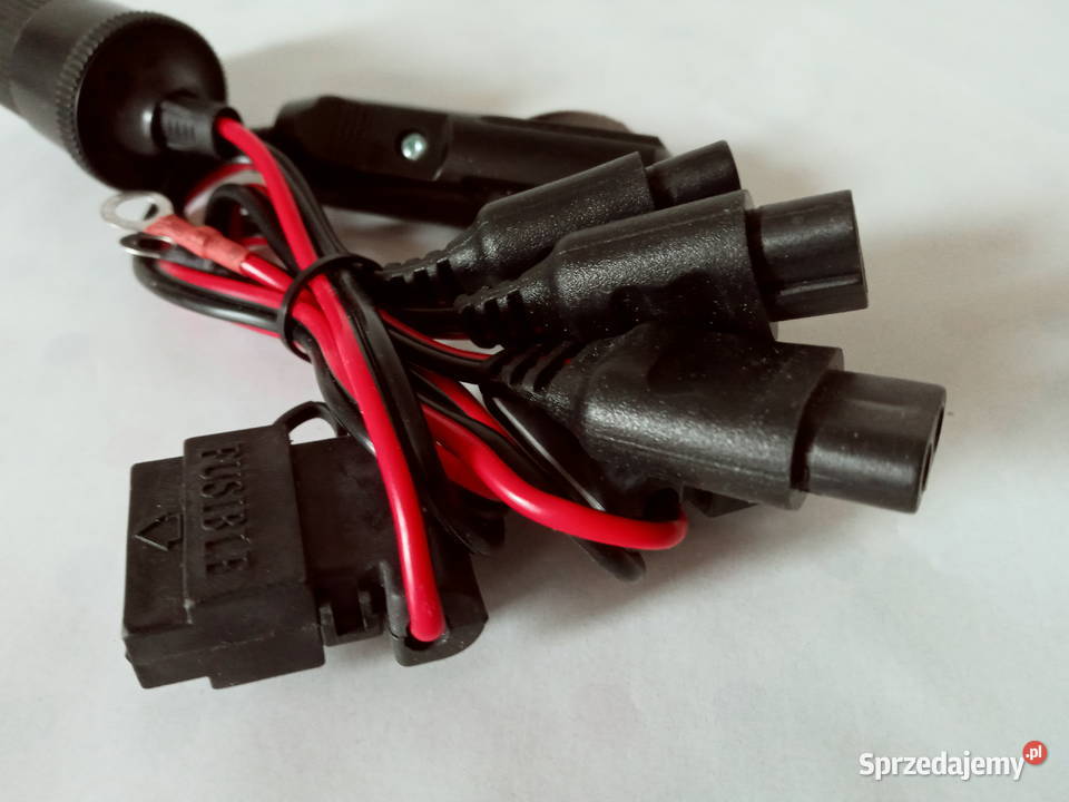 Rozgałęziacz samochodowy wielofunkcyjny