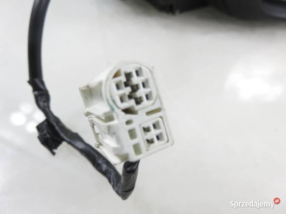 LUSTERKO PRAWE SUZUKI SWIFT MK6 5 PIN Z7T osobowe