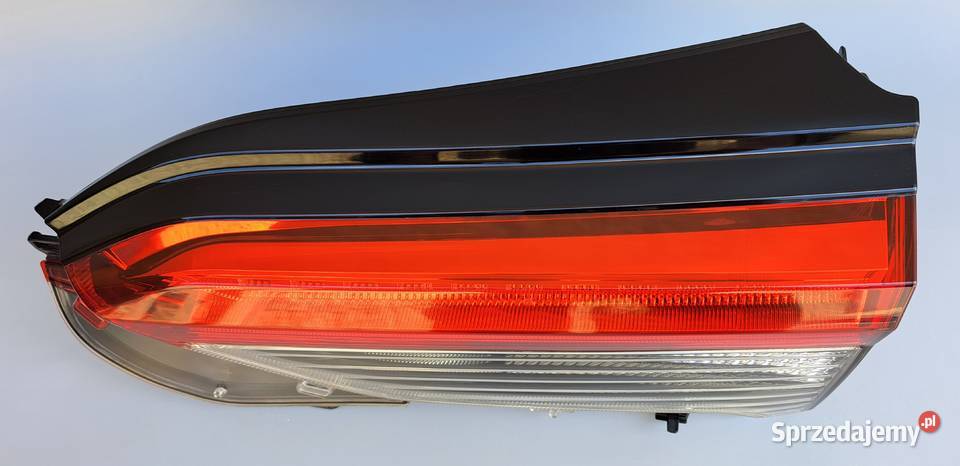 Lampa Tylna Prawa Toyota RAV4 V 5 LED Klapa dolnośląskie Mielęcin