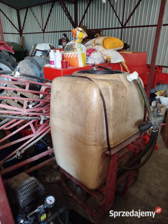 Opryskiwacz 300l Zawieszane