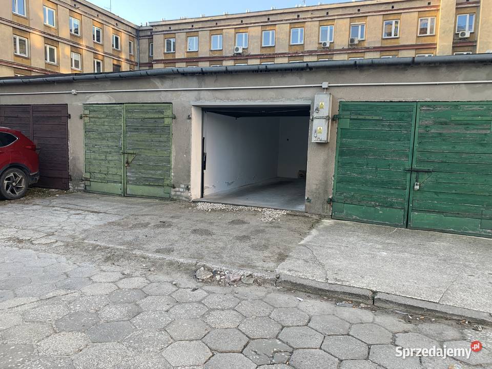 Garaż Panoramiczna Paderewskiego Kielce Centrum sprzedam