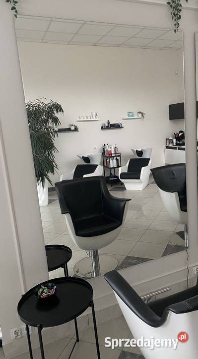 Wyposażenie salonu fryzjerskiego