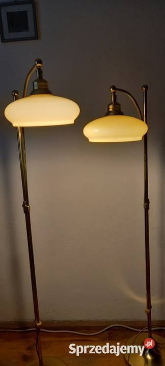 Mosiężna lampa podłogowa z ruchomym ramieniem Skierniewice