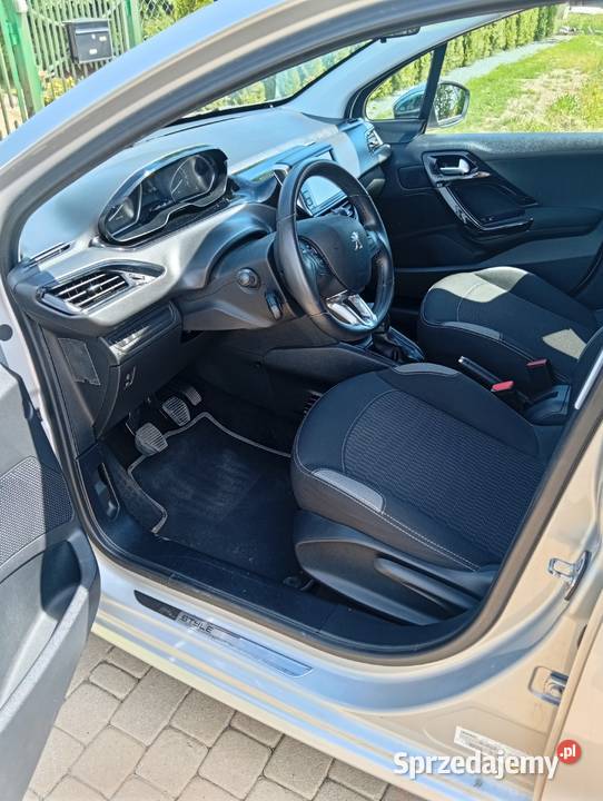 Peugeot 208 2016r 16 HDI Diesel 106 Niemce