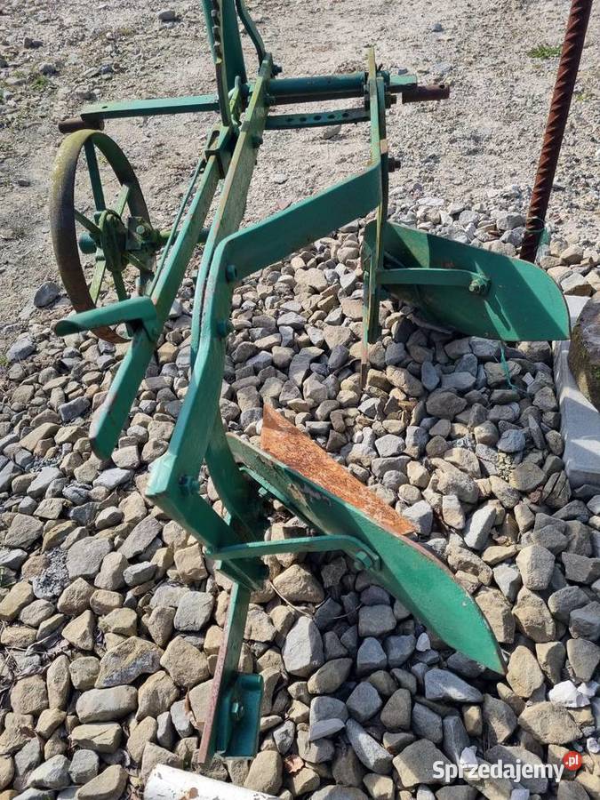 Pług konny dwuskibowy