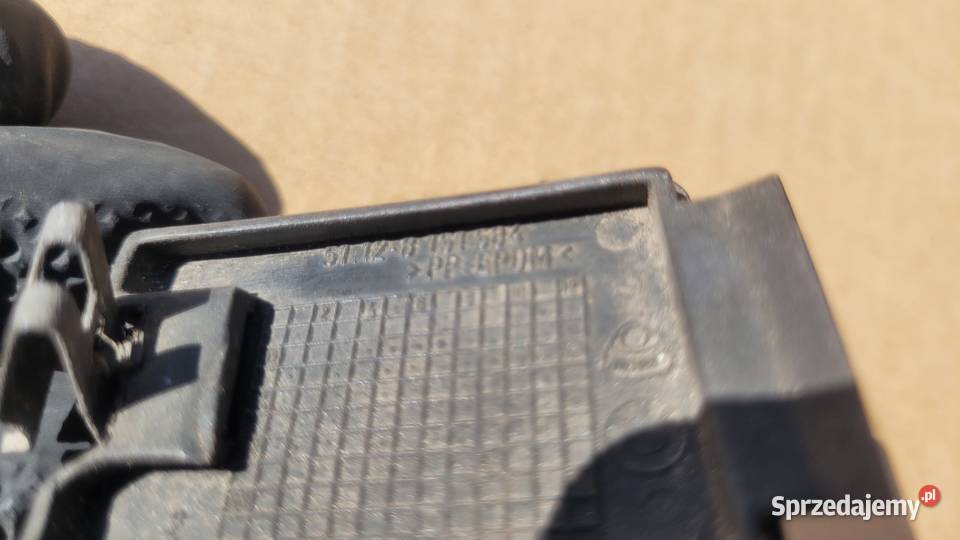 BMW 3 E36 ZAŚLEPKA HAKA HAK ZDERZAKA TYL Ruda Śląska sprzedam