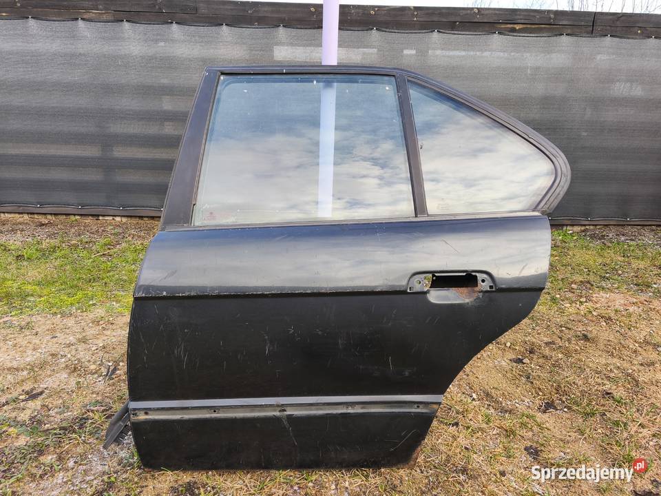 DRZWI LEWE TYŁ TYLNE BMW E34 SEDAN osobowe podlaskie Siemianówka