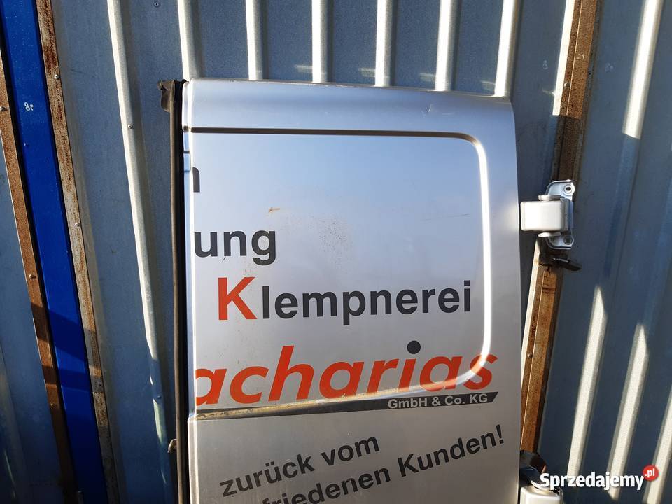 Opel Vivaro drzwi prawe tylne skrzydłowe Motoryzacja Ksawerów