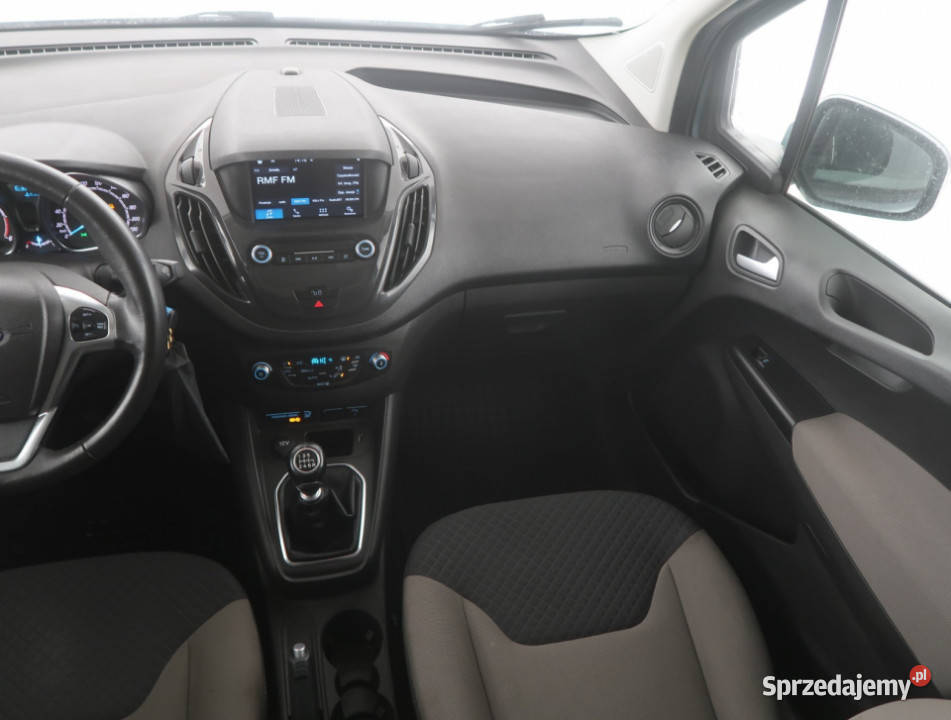 Ford Tourneo Courier 15 TDCI Bielany Wrocławskie
