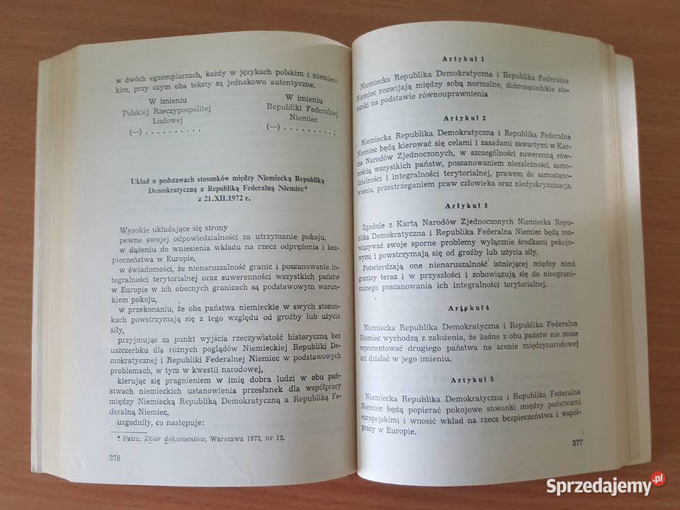 KSIĄŻKA Podstawy nauk politycznych podręcznik politologia, stos. międzynarodowe Złotniki