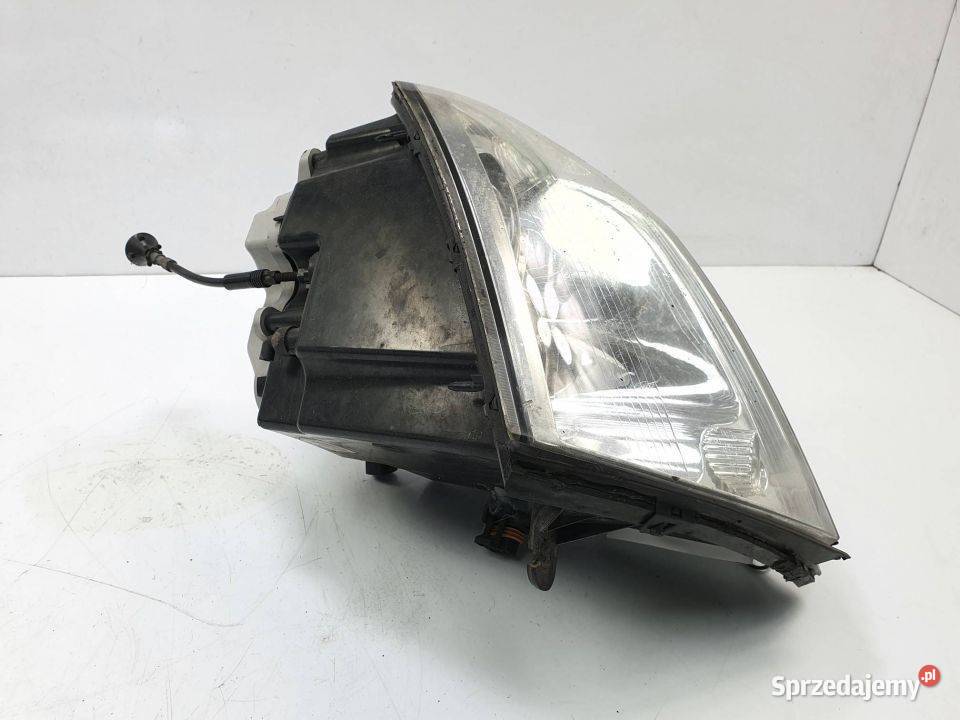 LAMPA PRAWA PRZÓD CADILLAC SEVILLE STS 25754008