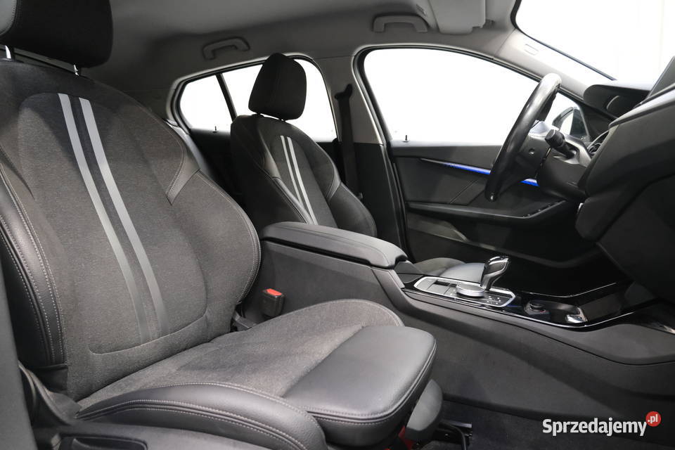 BMW 118i 2021 149900 ccm 136