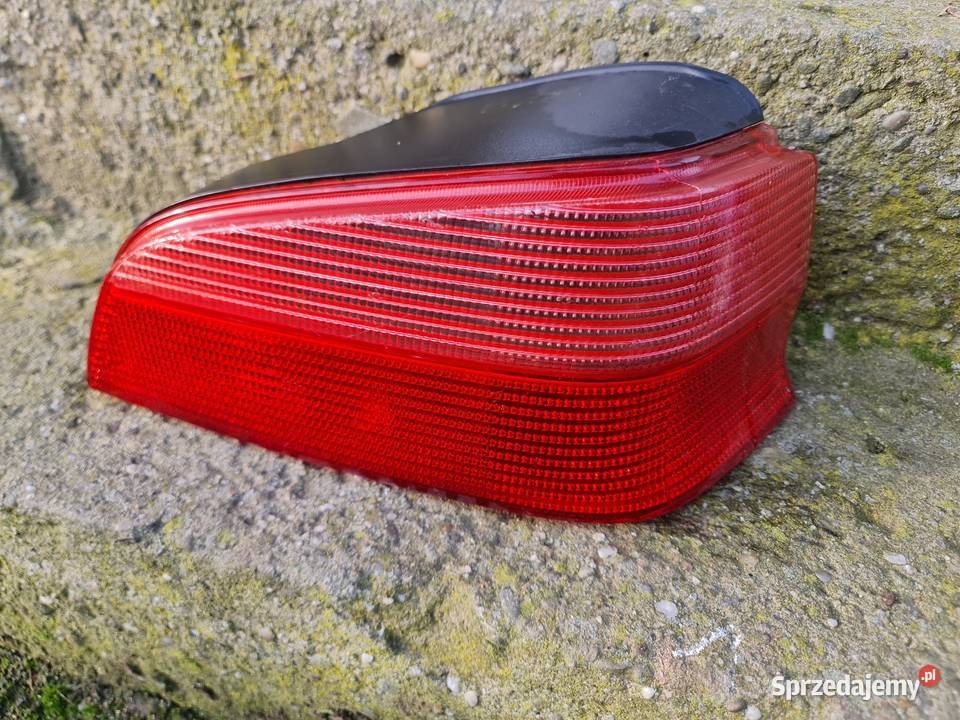 Peugeot 106 lampa prawy tył lampy tylne Żory sprzedam