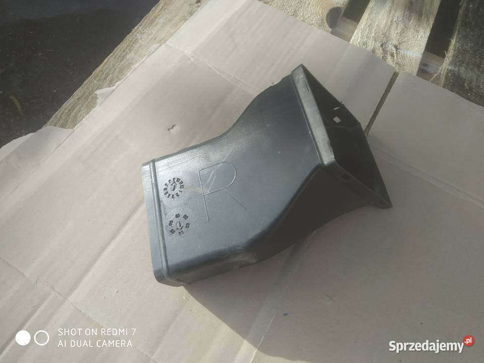 WLOT POWIETRZA PRAWY 7033704 BMW E60 E61 sprzedam