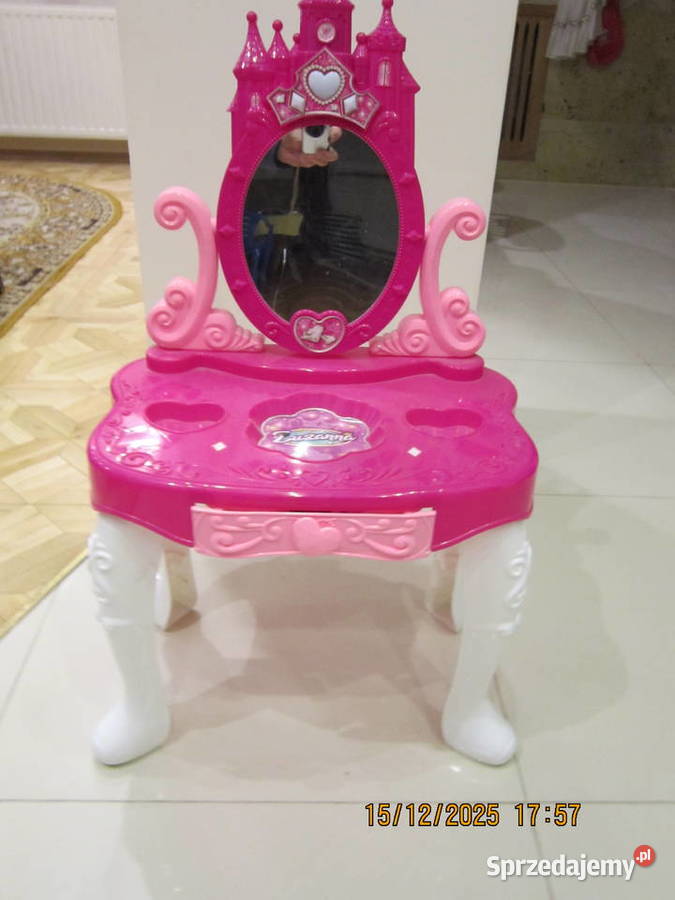 Toaletka małej księżniczki Warszawa