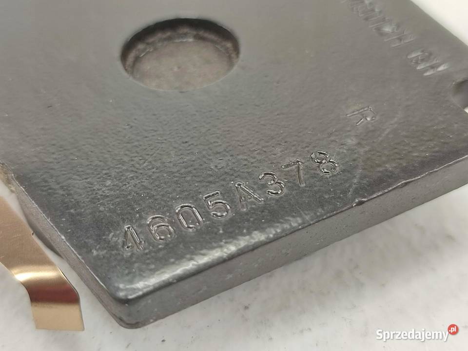 KLOCKI HAMULCOWE PRZÓD MITSUBISHI PAJERO IV 32