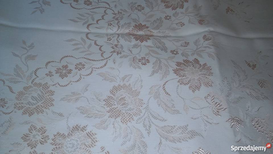 Duży obrus 200x160 nowy delikatny róż atłas inny kolor Obrusy i serwety Gdańsk