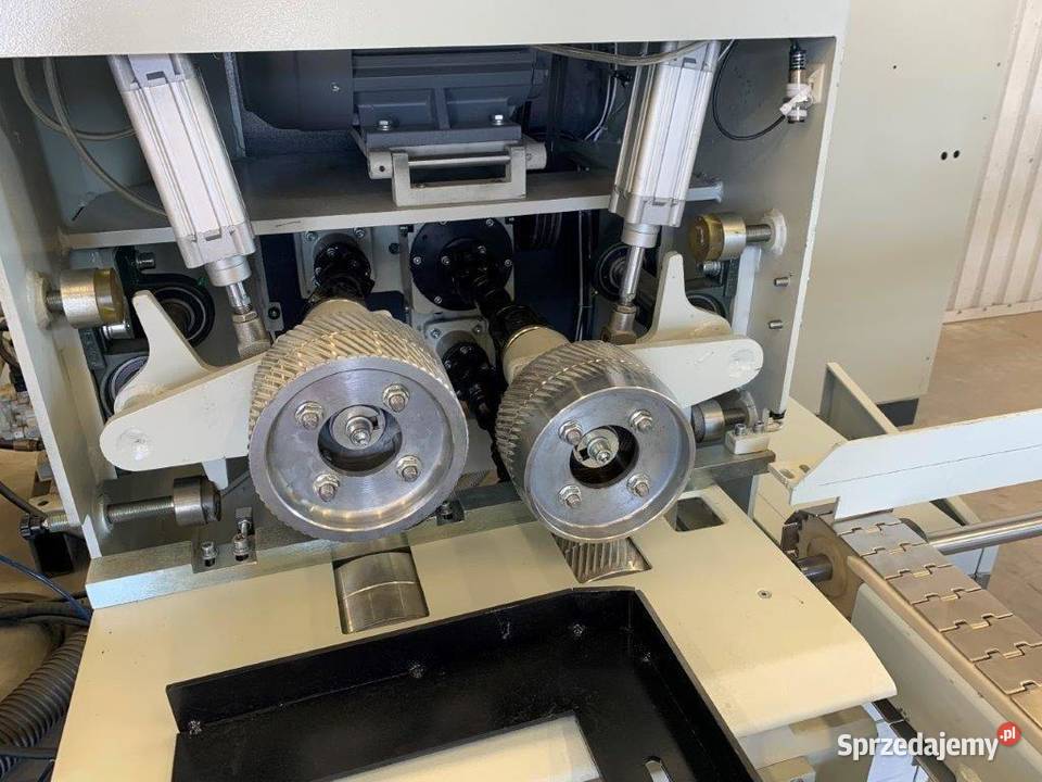 Podajnik materiału do strugarki czterostronnej Juszczyn sprzedam