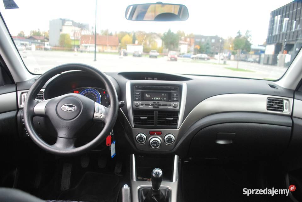 Subaru Forester 20 benzyna 150 Klima Grzane nieuszkodzony Nowy Sącz
