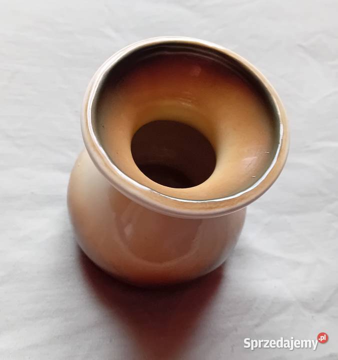 Wazonik z porcelitu Tułowice okres PRL wielkopolskie Koźminek